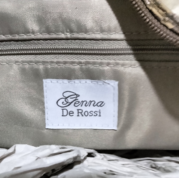 Genna DeRossi Purse - Picture 5 of 5
